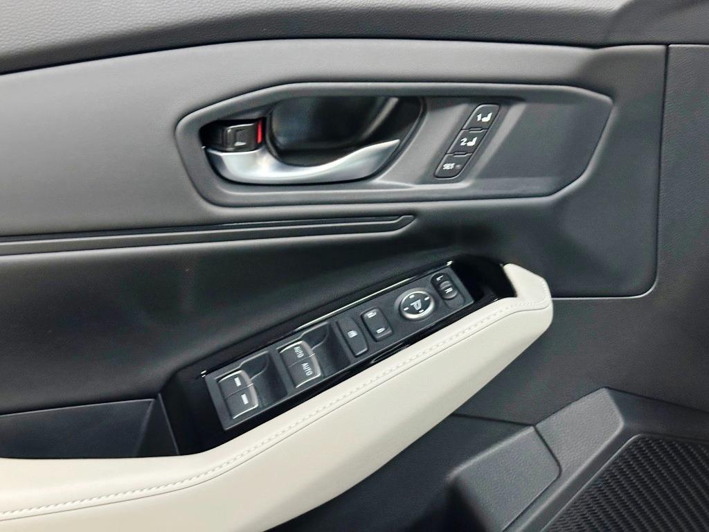 2026 Honda CR-V Hybrid Sport Touring - WHITE exterior view 12