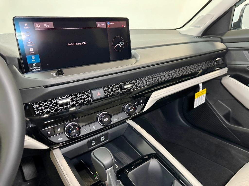 2026 Honda CR-V Hybrid Sport Touring - WHITE exterior view 19