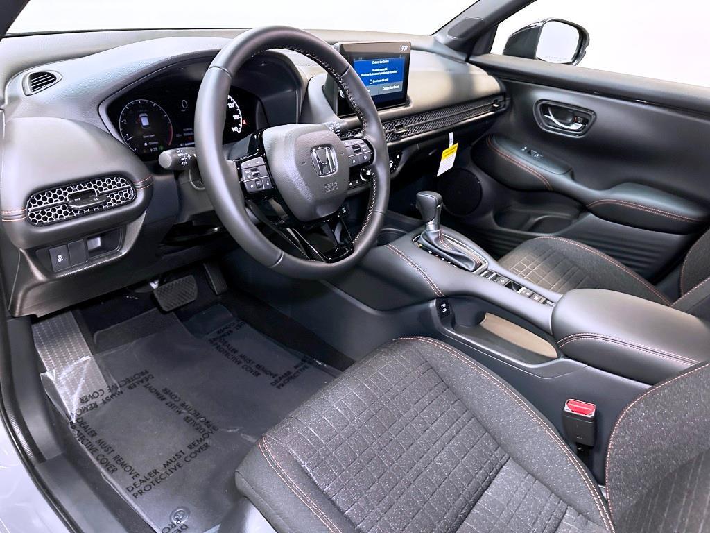 2026 Honda HR-V Sport - Urban Gray Pearl exterior view 14