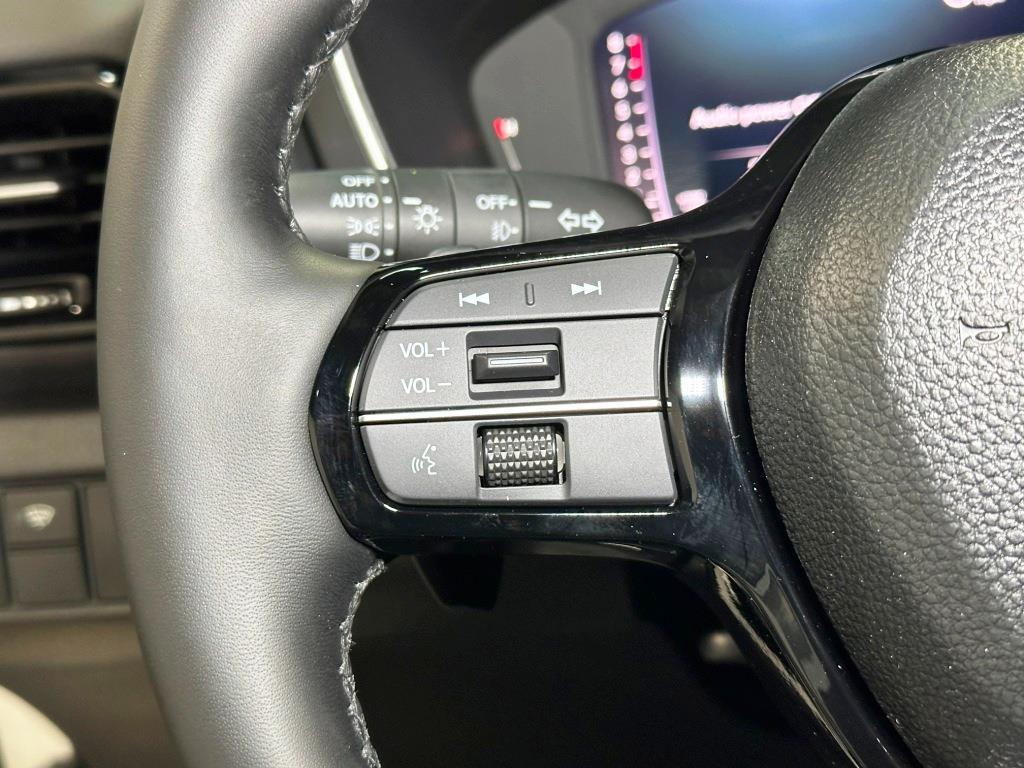 2026 Honda Pilot Elite - Platinum White Pearl exterior view 17