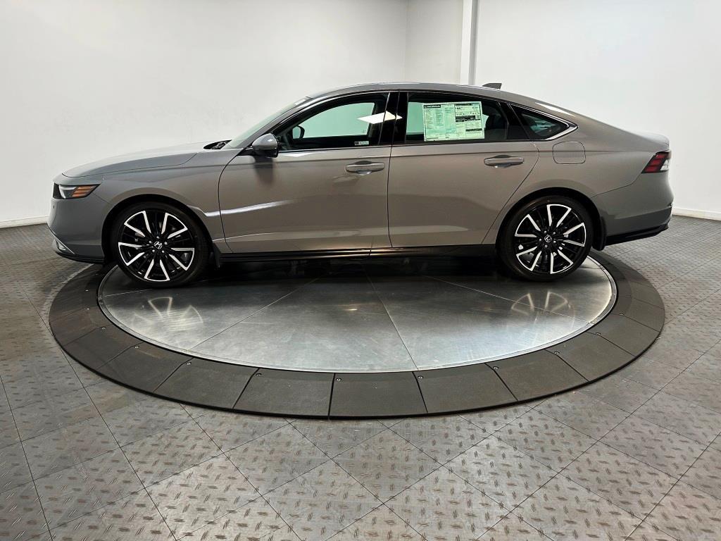 2026 Honda Accord Hybrid Touring - Urban Gray Pearl exterior view 5