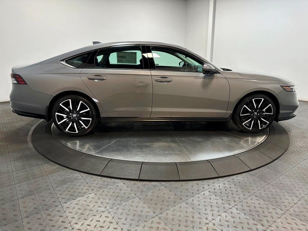 2026 Honda Accord Hybrid Touring - Urban Gray Pearl exterior view 9