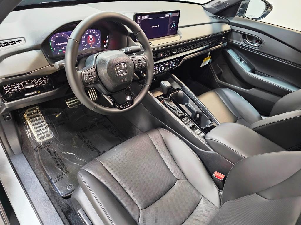 2026 Honda Accord Hybrid Sport-L - Solar Silver Metallic exterior view 15