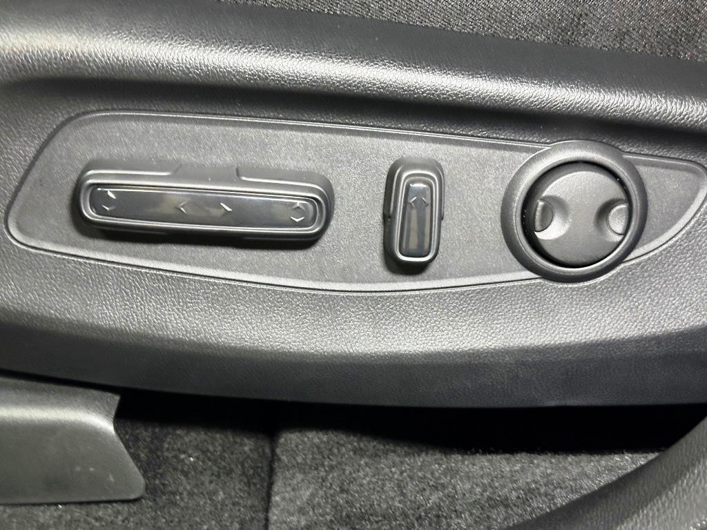 2026 Honda CR-V EX - Solar Silver Metallic exterior view 14