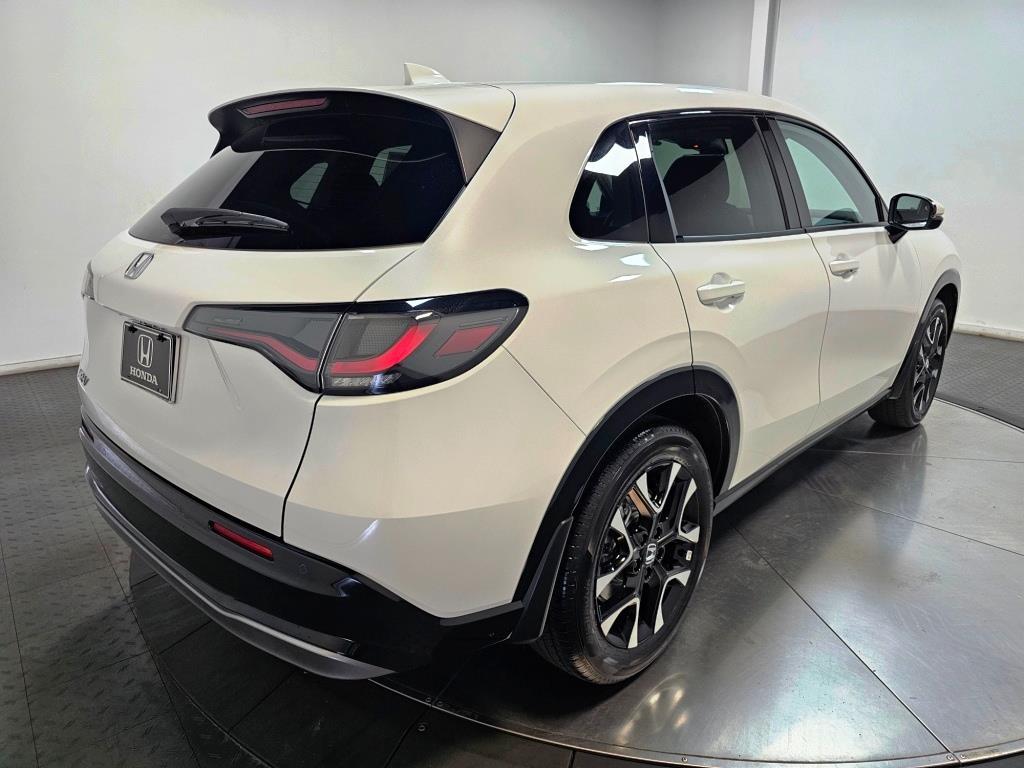 2026 Honda HR-V EX-L - WHITE exterior view 8