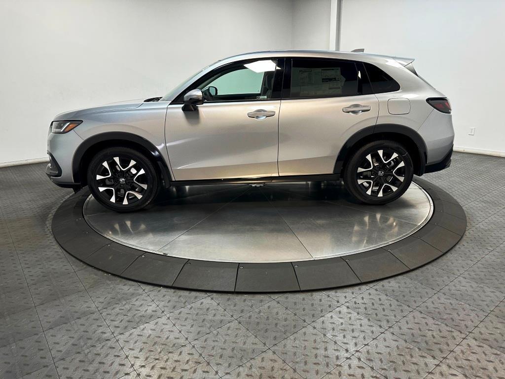 2026 Honda HR-V EX-L - Solar Silver Metallic exterior view 5