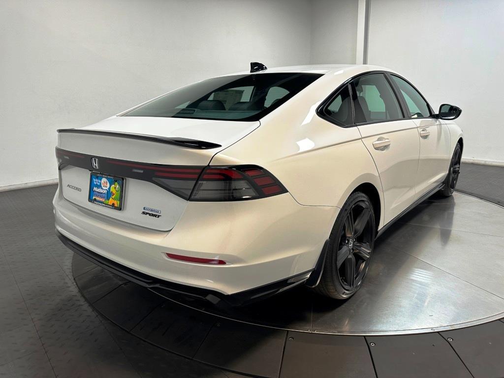 2026 Honda Accord Hybrid Sport-L - Platinum White Pearl exterior view 8
