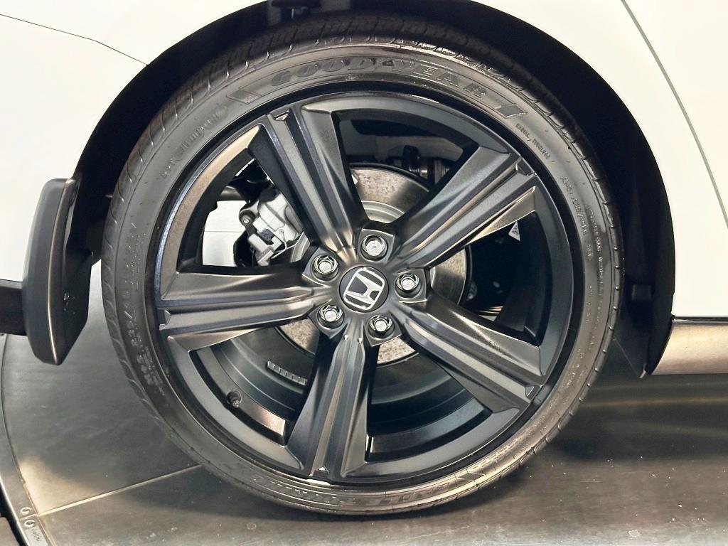 2026 Honda Accord Hybrid Sport-L - Platinum White Pearl exterior view 10