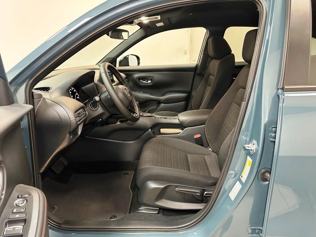 2026 Honda HR-V Sport - Nordic Forest Pearl exterior view 13