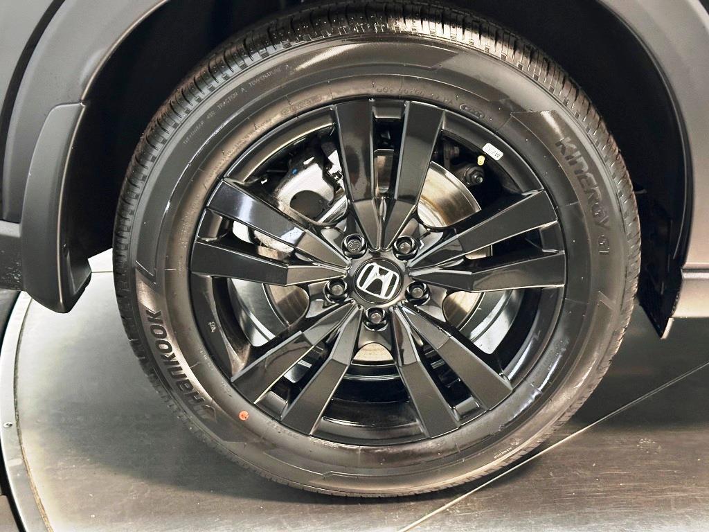 2026 Honda HR-V Sport - Crystal Black Pearl exterior view 10