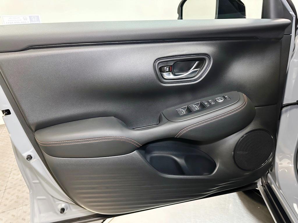 2026 Honda HR-V Sport - Urban Gray Pearl exterior view 11