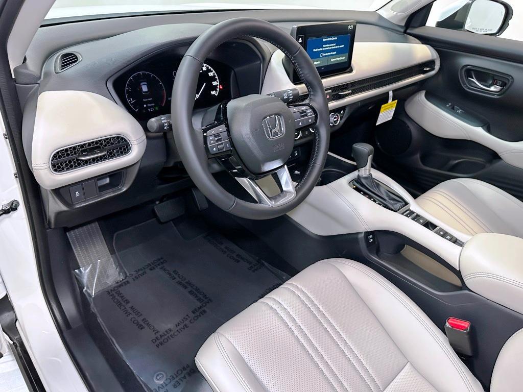 2026 Honda HR-V EX-L - WHITE exterior view 16