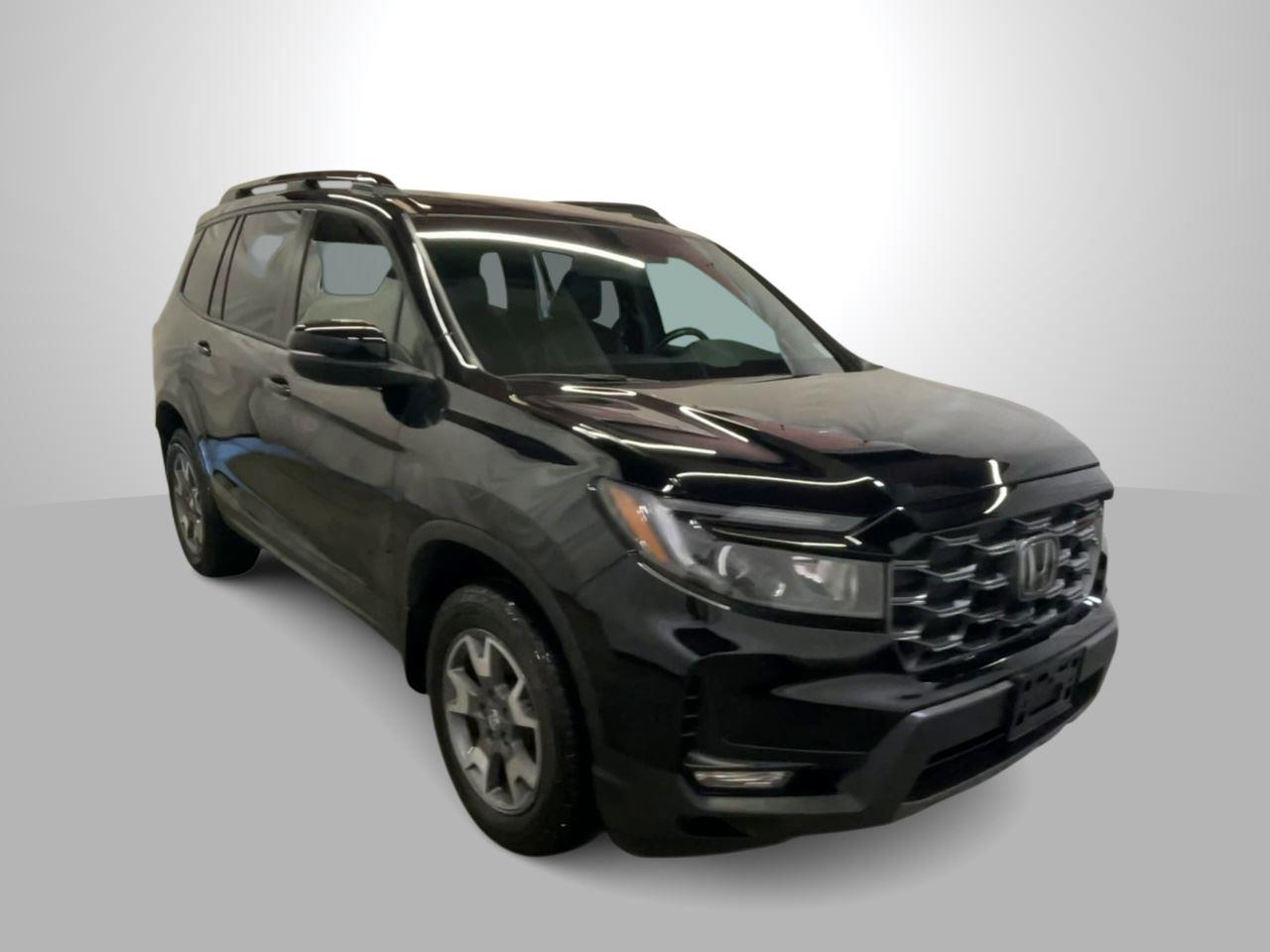 2022 Honda Passport TrailSport - Crystal Black Pearl exterior view 2