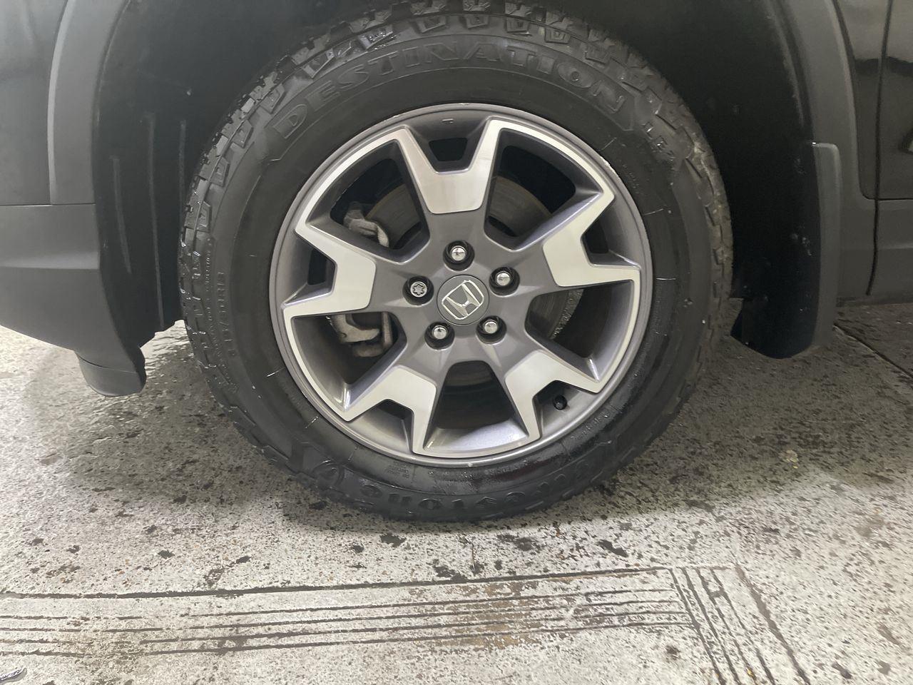 2022 Honda Passport TrailSport - Crystal Black Pearl exterior view 10