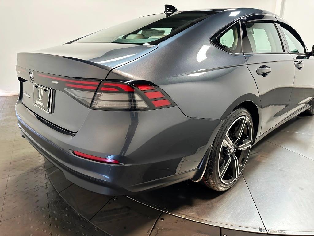 2026 Honda Accord Sedan SE - GRAY exterior view 9