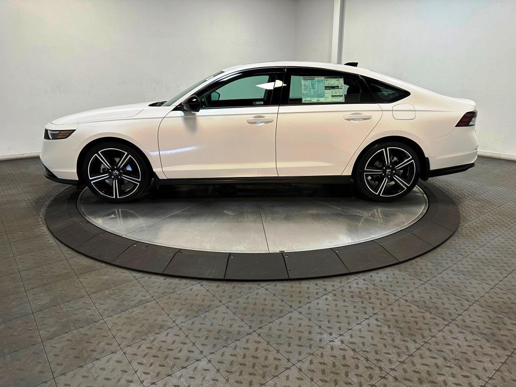 2026 Honda Accord Sedan SE - WHITE exterior view 5