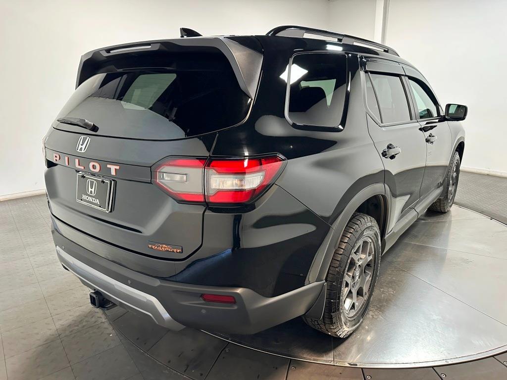 2026 Honda Pilot TrailSport - null exterior view 8