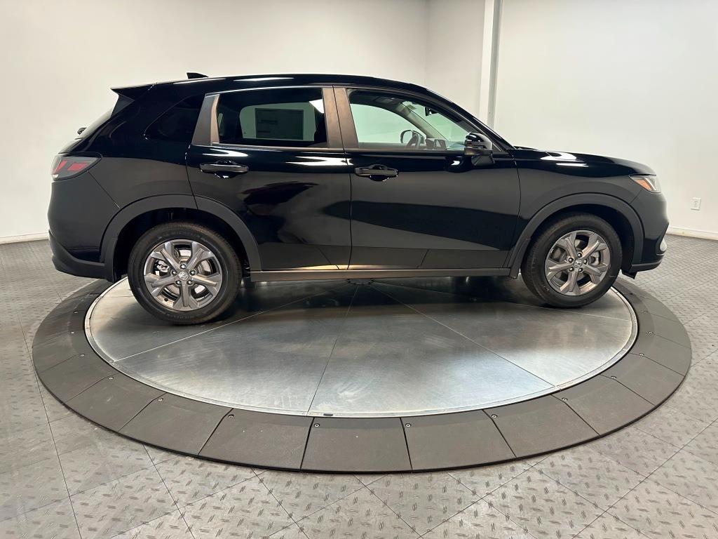 2027 Honda HR-V LX - Crystal Black Pearl exterior view 9