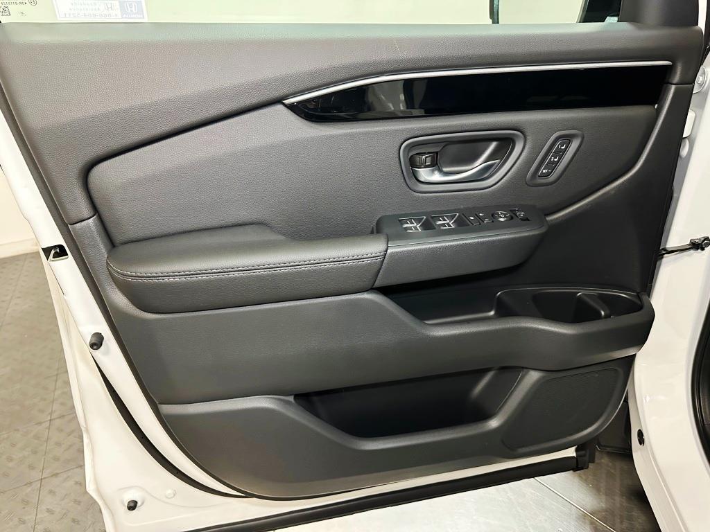 2026 Honda Pilot EX-L - WHITE exterior view 11