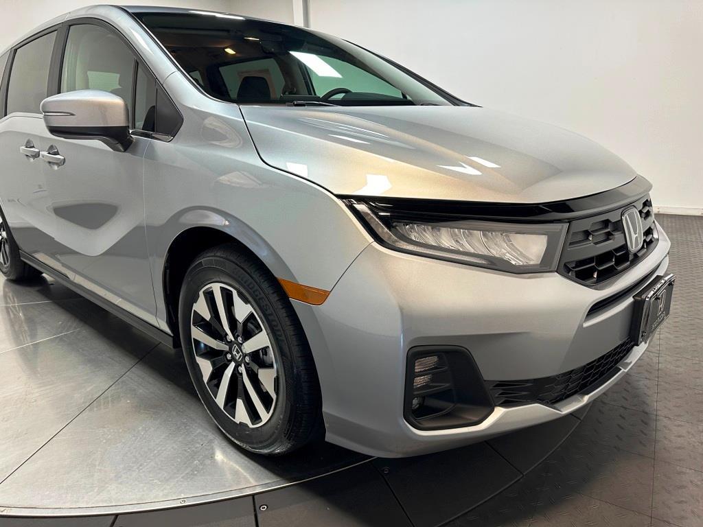 2026 Honda Odyssey EX-L - SILVER exterior view 3