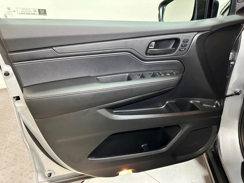 2026 Honda Odyssey EX-L - SILVER exterior view 12