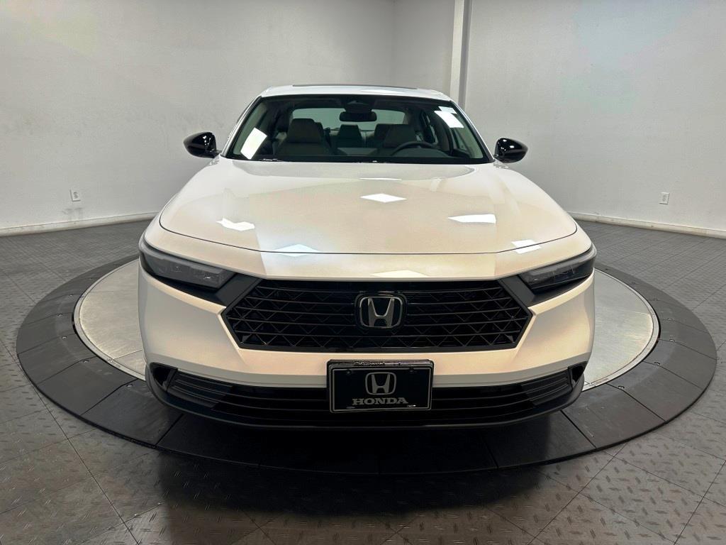 2026 Honda Accord Sedan SE - WHITE exterior view 3