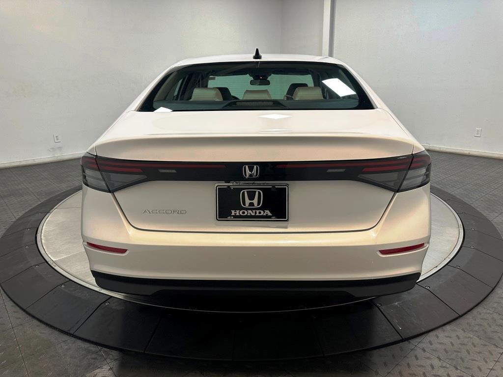 2026 Honda Accord Sedan SE - WHITE exterior view 7