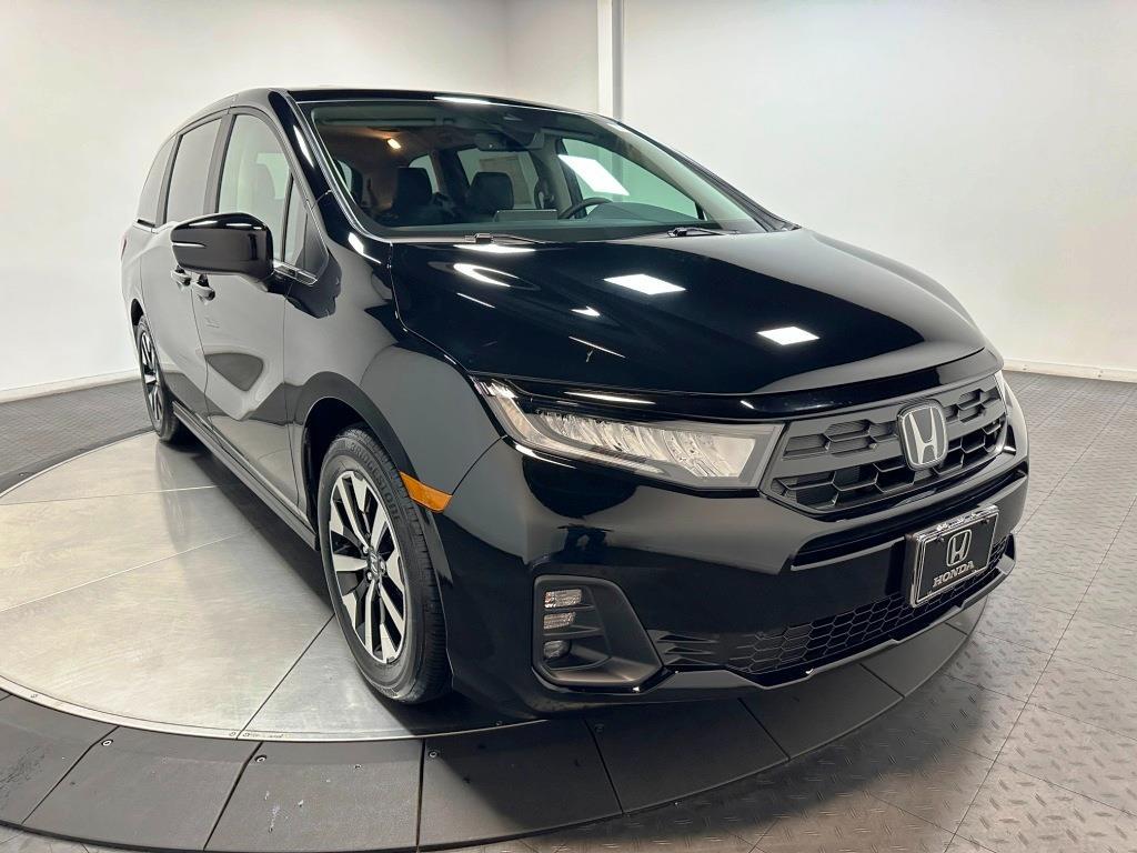 2026 Honda Odyssey EX-L - Crystal Black Pearl exterior view 2