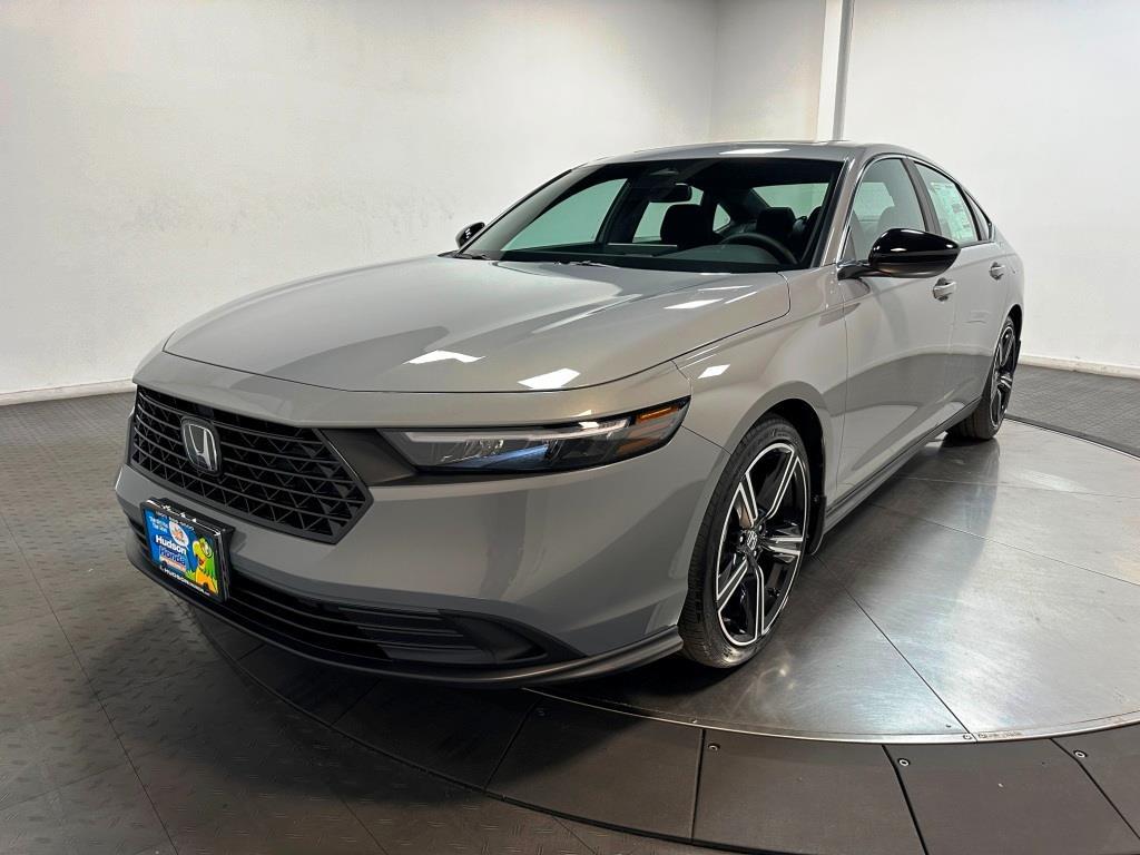 2026 Honda Accord Hybrid Sport - Urban Gray Pearl exterior view 4
