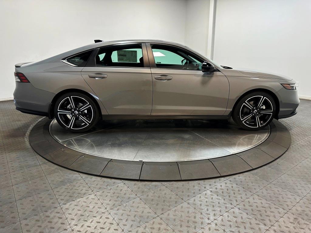 2026 Honda Accord Hybrid Sport - Urban Gray Pearl exterior view 9