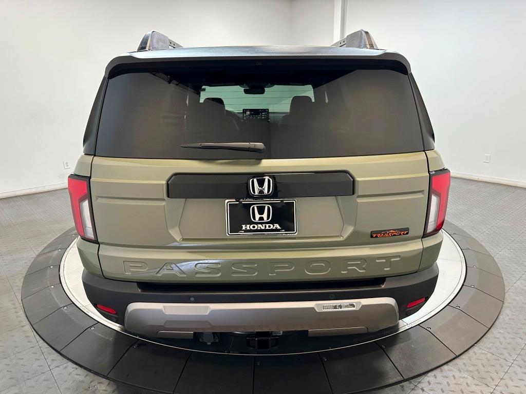 2026 Honda Passport TrailSport Elite - Ash Green Metallic exterior view 8