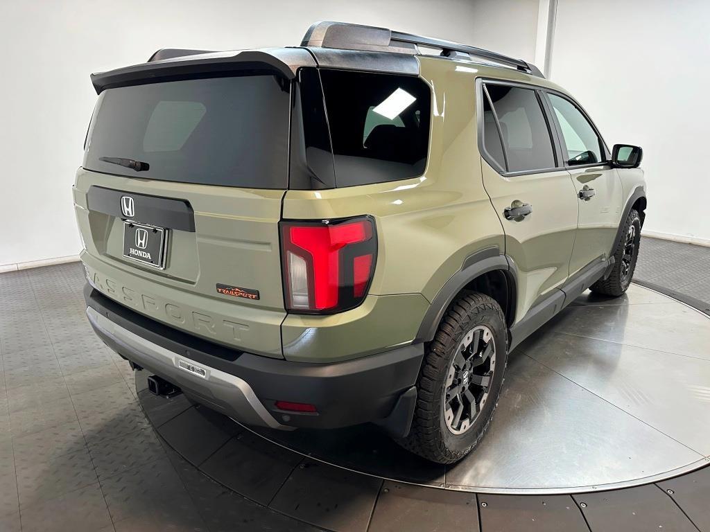 2026 Honda Passport TrailSport Elite - Ash Green Metallic exterior view 10