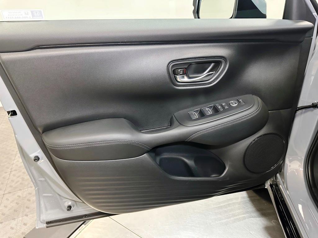 2027 Honda HR-V EX-L - Urban Gray Pearl exterior view 11