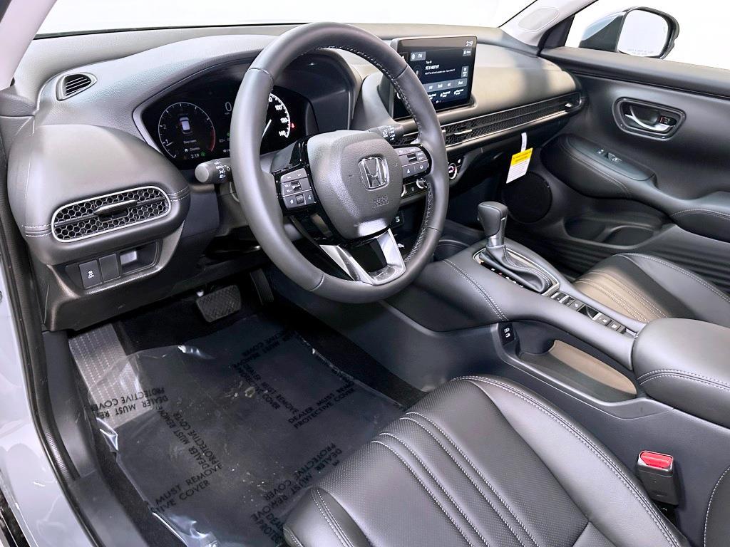 2027 Honda HR-V EX-L - Urban Gray Pearl exterior view 15