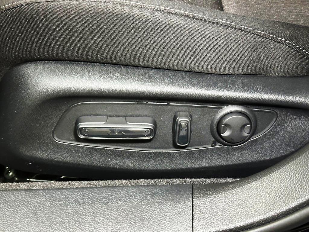 2026 Honda Accord Sedan SE - Crystal Black Pearl exterior view 14