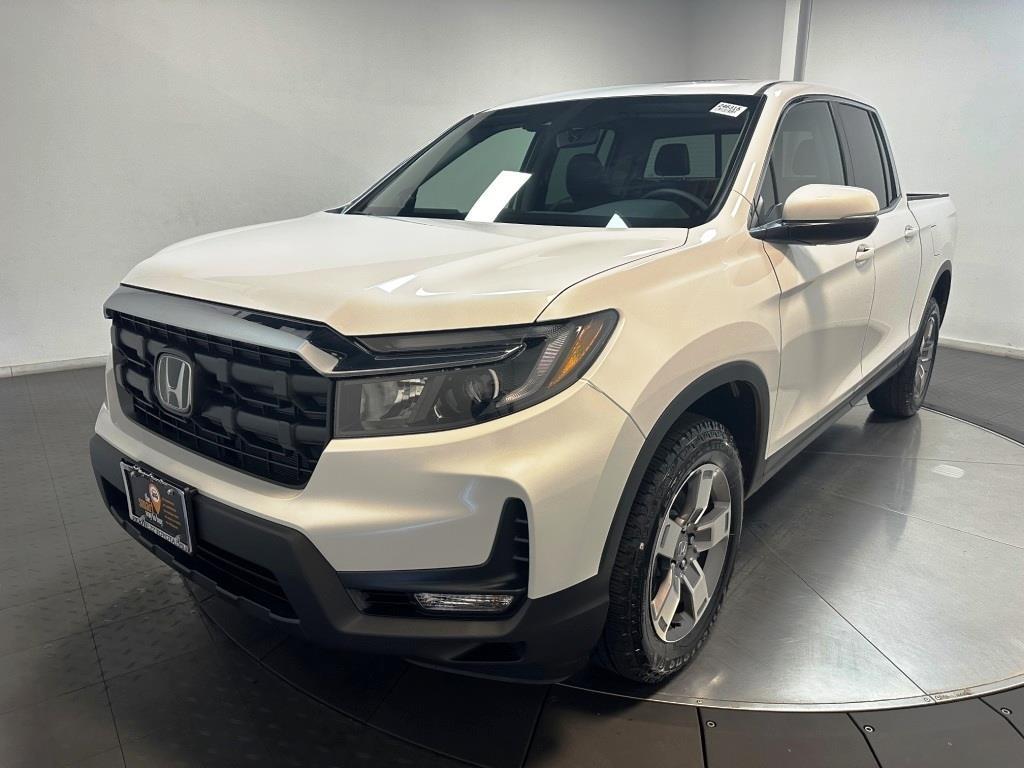 2026 Honda Ridgeline RTL - Platinum White Pearl exterior view 4