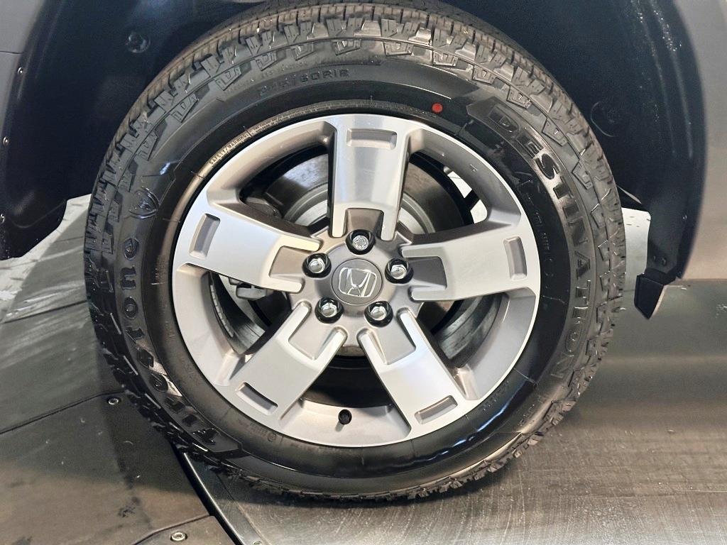 2026 Honda Ridgeline RTL - Platinum White Pearl exterior view 10