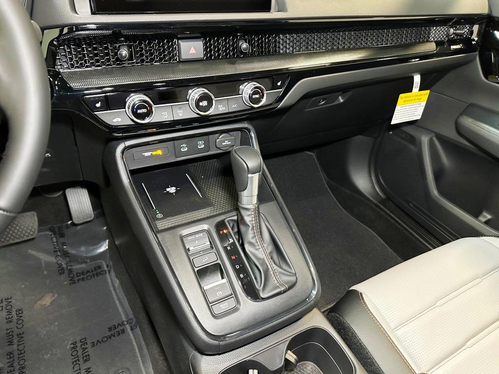 2026 Honda CR-V Hybrid Sport Touring - WHITE exterior view 20