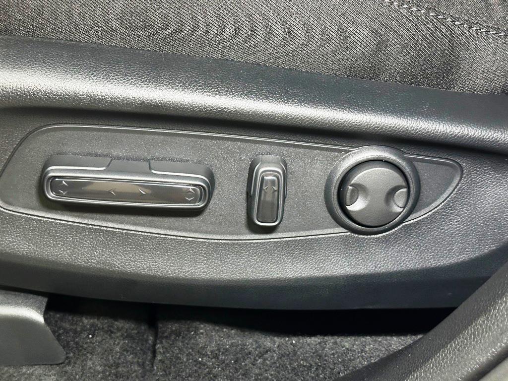 2026 Honda CR-V EX - Platinum White Pearl exterior view 14