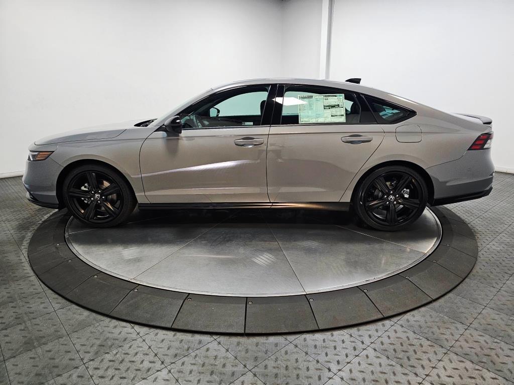 2026 Honda Accord Hybrid Sport-L - Urban Gray Pearl exterior view 5