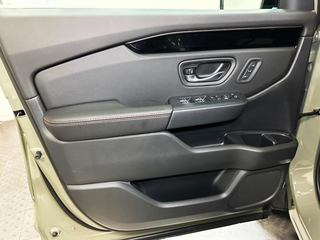 2026 Honda Pilot TrailSport - Ash Green Metallic exterior view 11