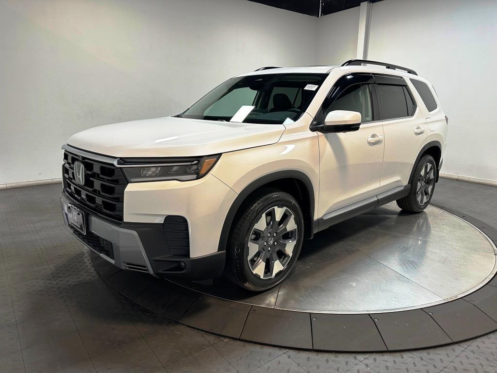 2026 Honda Pilot Touring - Platinum White Pearl exterior view 1