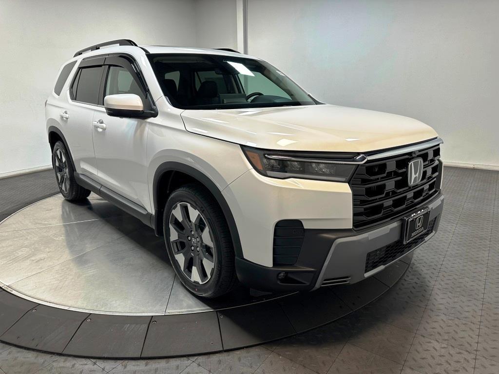 2026 Honda Pilot Touring - Platinum White Pearl exterior view 2