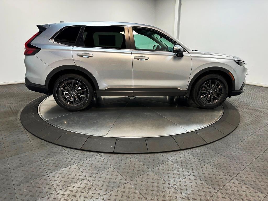 2026 Honda CR-V EX-L - Solar Silver Metallic exterior view 9
