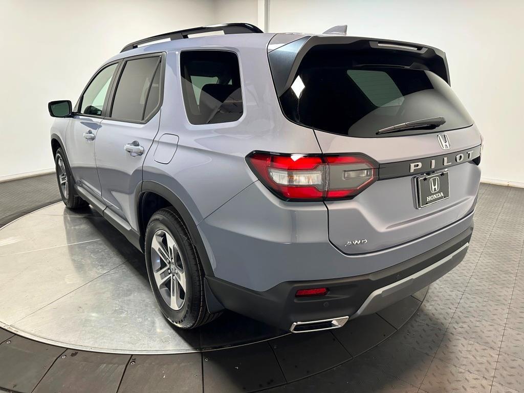 2026 Honda Pilot EX-L - Sonic Gray Pearl exterior view 6