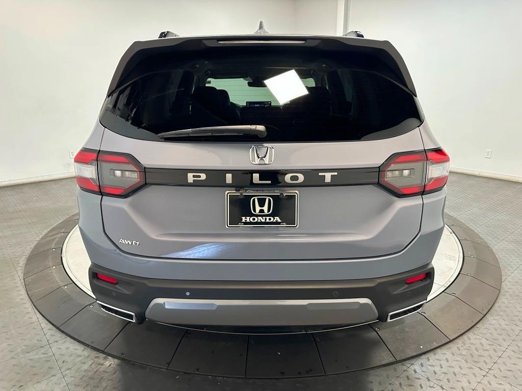 2026 Honda Pilot EX-L - Sonic Gray Pearl exterior view 7