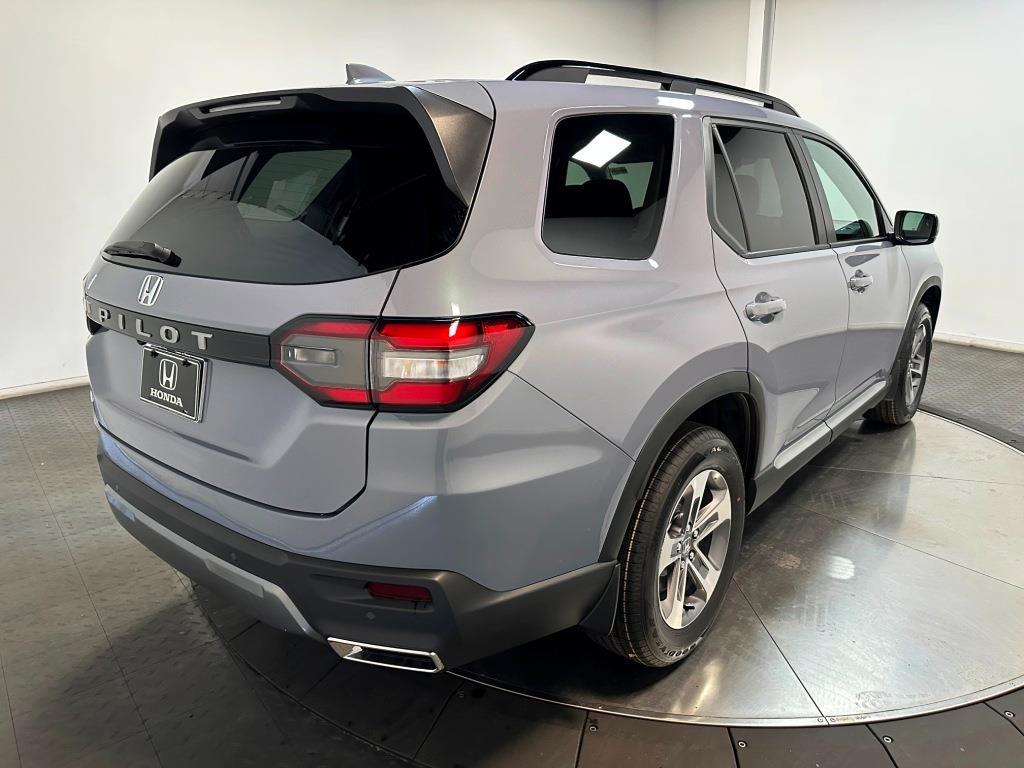 2026 Honda Pilot EX-L - Sonic Gray Pearl exterior view 8