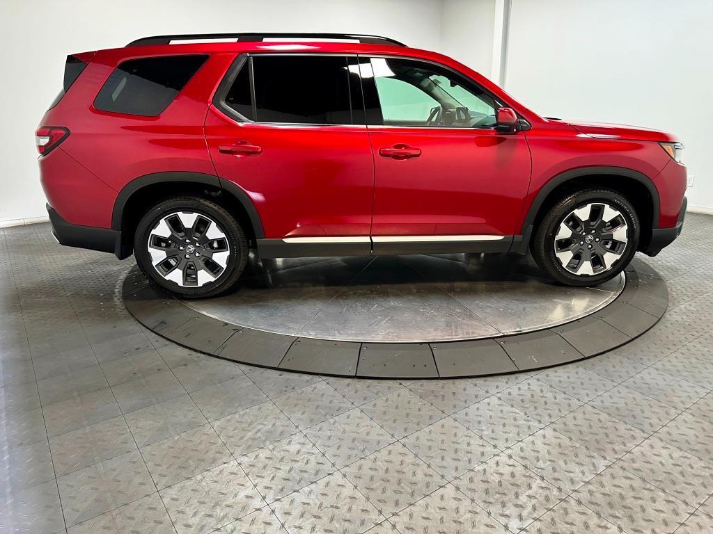 2026 Honda Pilot Touring - Radiant Red Metallic II exterior view 9