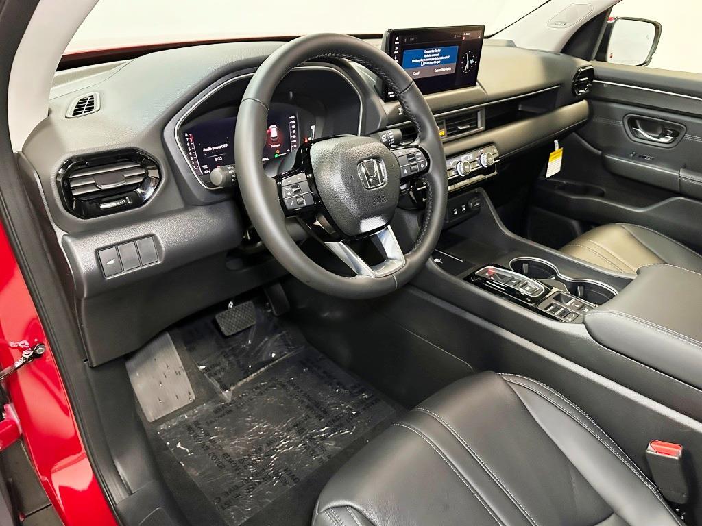 2026 Honda Pilot Touring - Radiant Red Metallic II exterior view 15