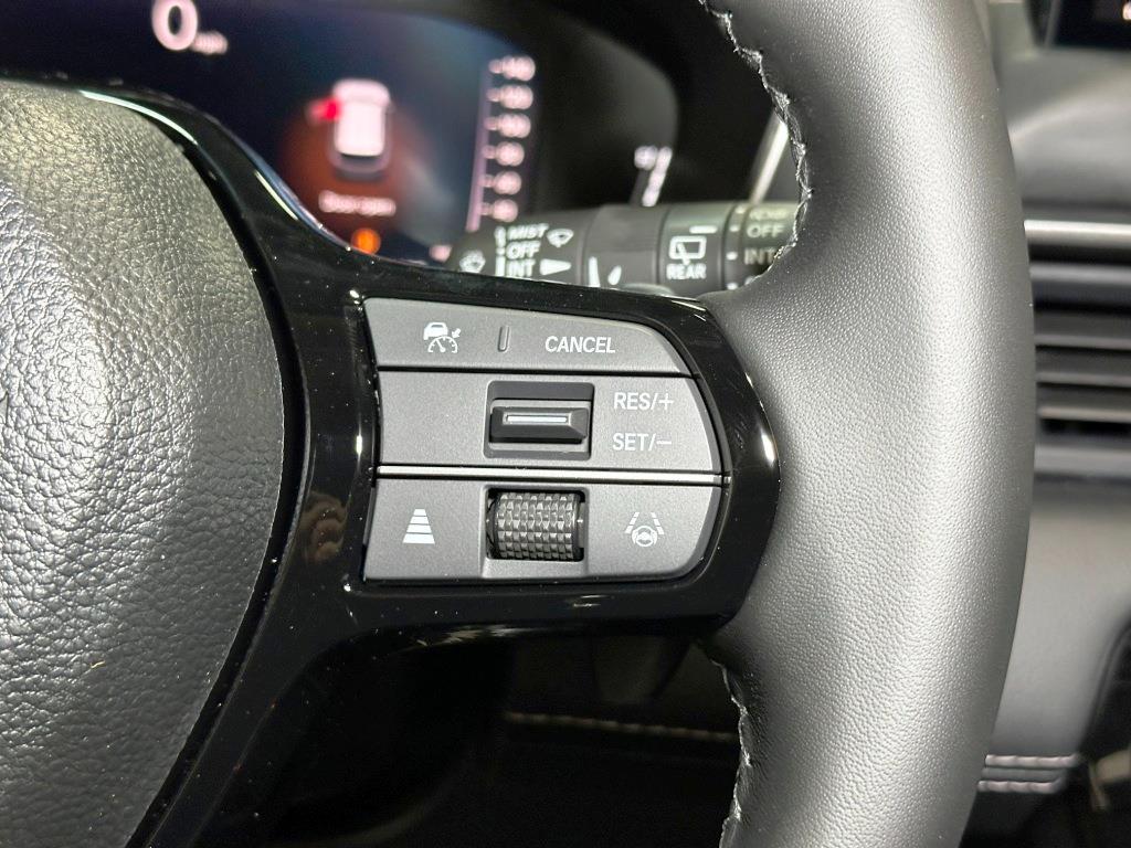 2026 Honda Pilot Touring - Radiant Red Metallic II exterior view 17